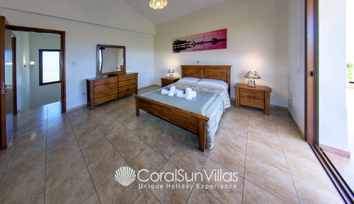 Villa, 4 Bedrooms, Smoking, Private Pool