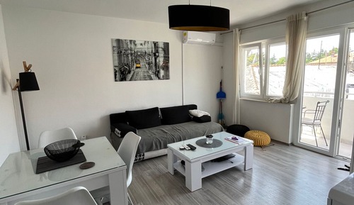 Design Apartment, 1 Bedroom, Balcony, Courtyard View