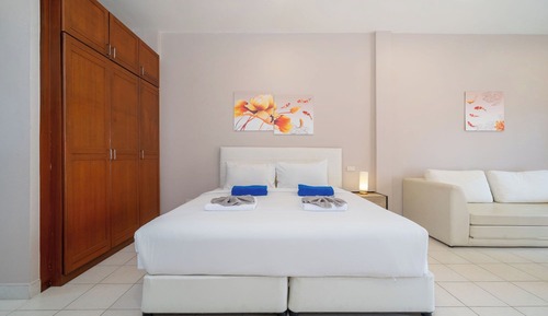 City Villa, 4 Bedrooms, Private Pool