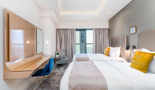 Grand Apartment, 2 Bedrooms, Kitchen, Pool View