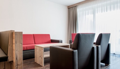 Apartment, 2 Bedrooms, Balcony, Mountain View (Top 3)