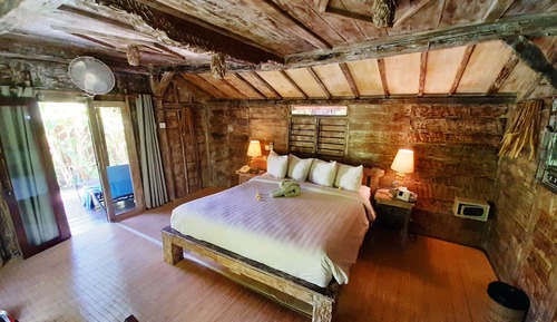 Chalet, Garden View