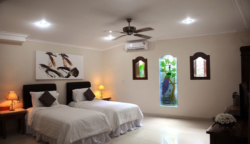 Family Room, Sea View