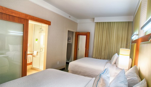 Suite, Multiple Beds, Non Smoking (Mobility/Hearing Access, Roll-in Shwr)