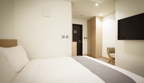 Family Twin Room