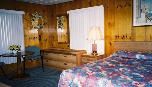 Classic Room, 1 Queen Bed