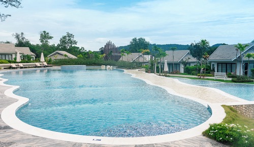 Luxury Villa, Poolside