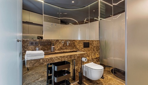 Junior Studio Suite