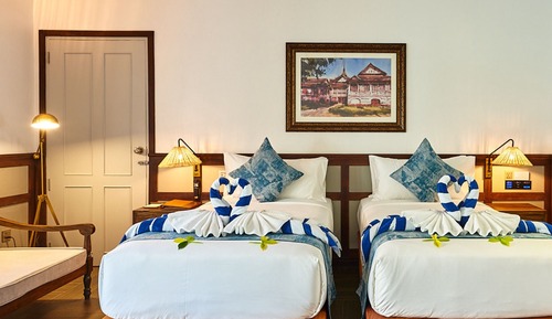 Pool Access Twin Room