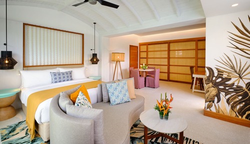 Signature Suite, 1 King Bed, Patio, Sea View