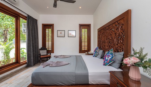 Grand Villa, City View
