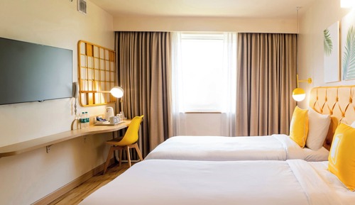 Standard Twin Room
