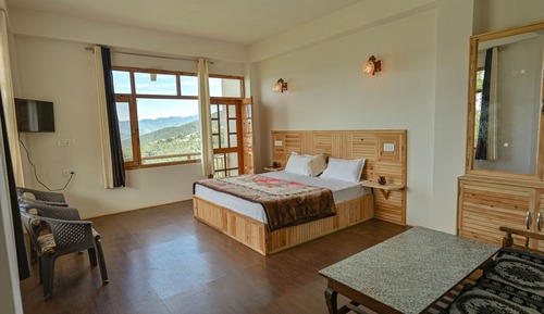Deluxe Quadruple Room