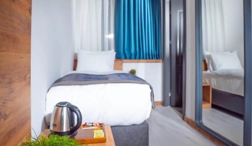 Business Triple Room, Multiple Beds, City View