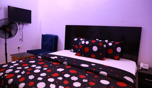 Deluxe Single Room
