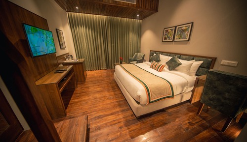 Duplex with Private Balcony