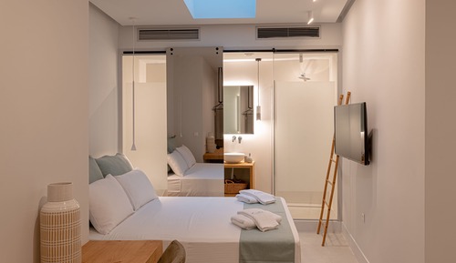 Junior Studio Suite