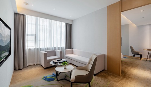 Executive Studio Suite