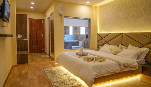 Premium Room
