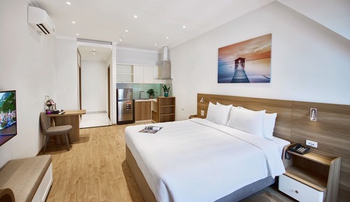 Deluxe Studio Suite