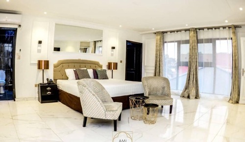 Superior Suite