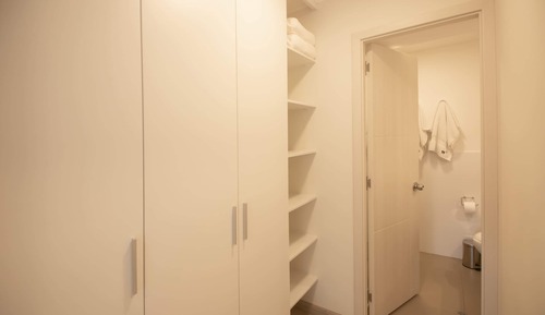 Apartment (506)