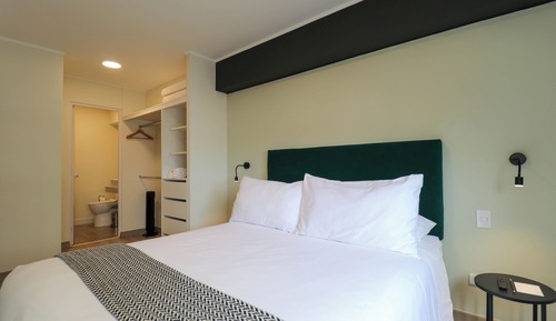 Apartment, 2 Bedrooms (706)