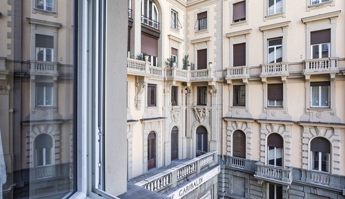 Business Apartment