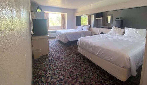Standard Room, 2 Queen Beds, Non Smoking