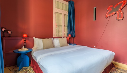 Sandra Room