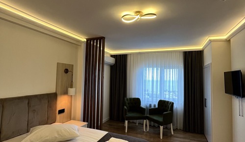 Deluxe Room, 1 Queen Bed, Sea View
