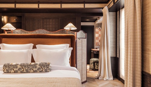 Prestige Room
