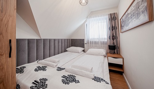 Apartment (G9)