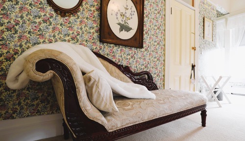 Premium Suite, 1 Queen Bed, Non Smoking, Garden View