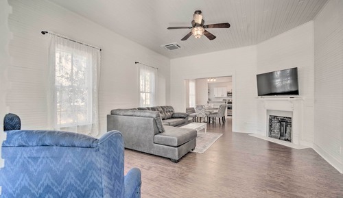 House (2 Bedrooms)