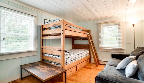 House (2 Bedrooms)