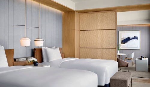 Deluxe Suite, 1 Bedroom, Non Smoking, Corner