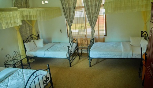Comfort Triple Room