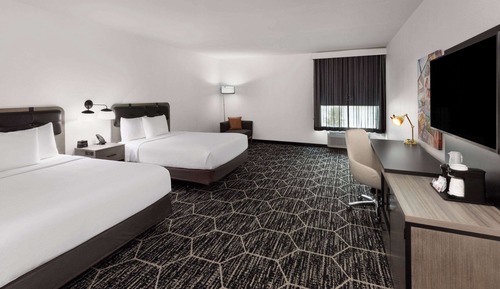 Room, 2 Queen Beds, Accessible, Non Smoking