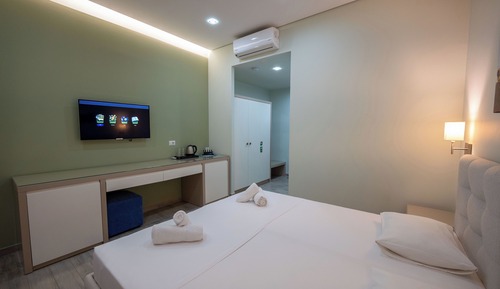 Double Room with Garden View and Side Sea View