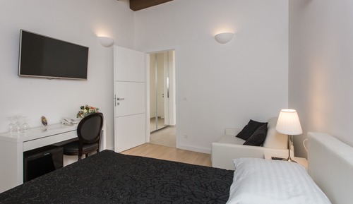 Classic Double Room