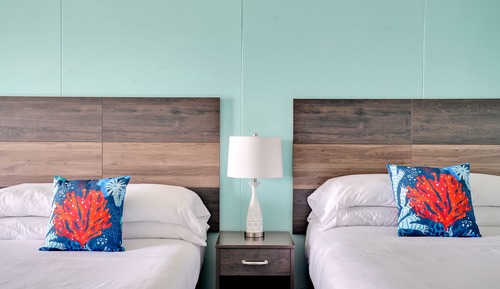 Room, 2 Double Beds, City View