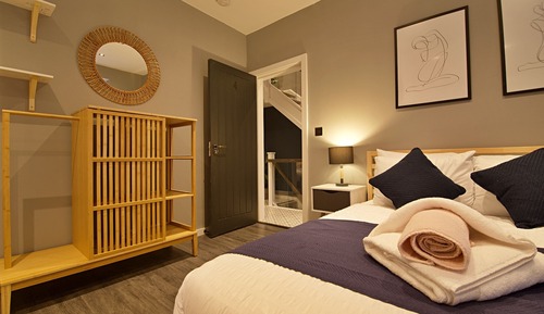 Basic Double Room