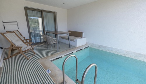 Suite, 2 Bedrooms, Private Pool
