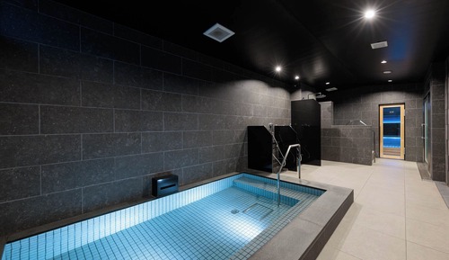 Moderate 3Bed Spa & Sauna from 21:30~23:00 limited