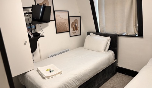 Standard Twin Room