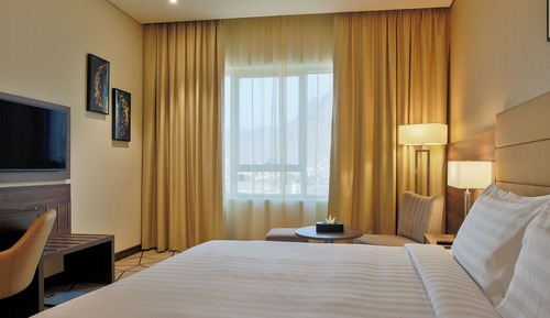 Superior Room, 1 King Bed
