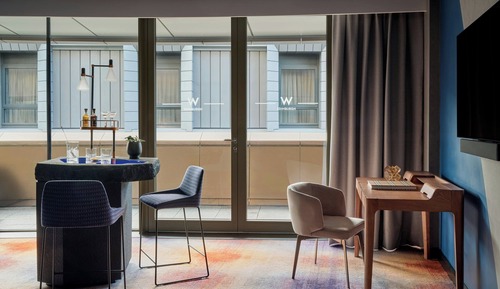 Deluxe Suite
