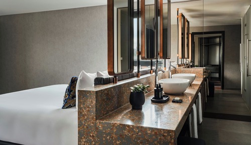 Premier Suite