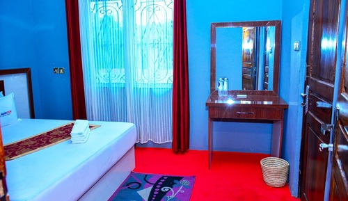 Standard Suite
